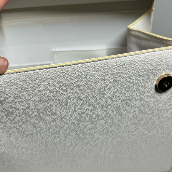 Modern Picnic Luncher Lunchbox - Picture 5 of 6